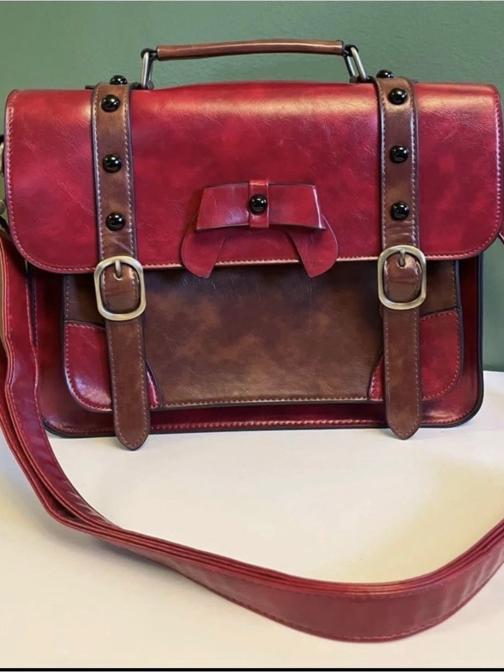 Ecosusi Vegan leather messenger bag burgundy and brown
